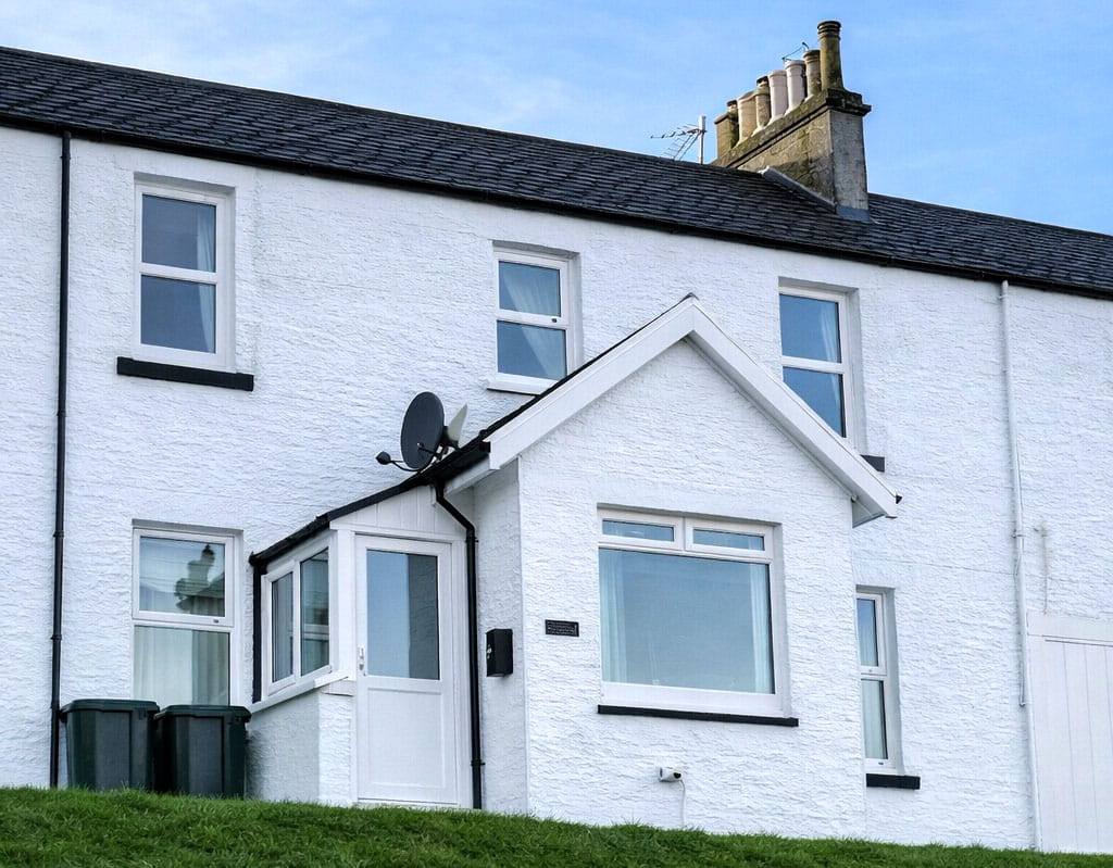 Photograph of No 14 Distillery Houses.