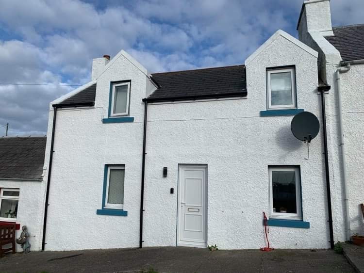 Photograph of Yardarm Cottage.